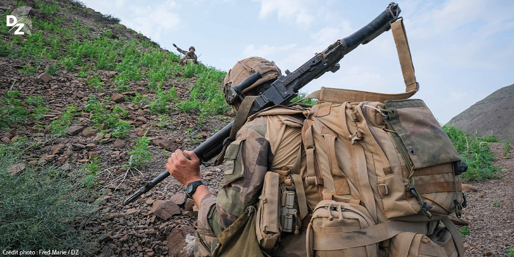 Légionnaire, Légion étrangère, Djibouti, MCD, MAG 58, sac, désert, combat