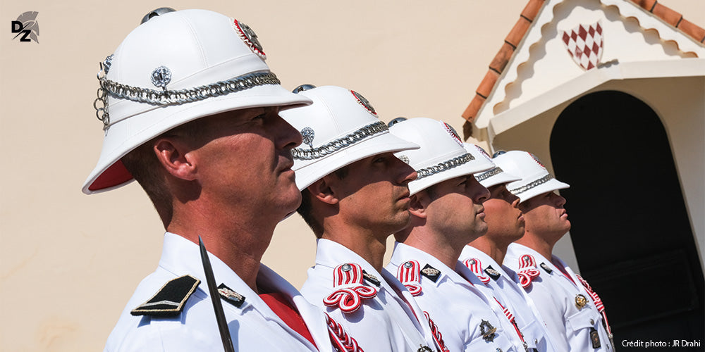 Compagnie des carabiniers du Prince de Monaco, Monaco, carabiniers, militaire, surveillance, monégasque, malais de Monaco, relève de la garde