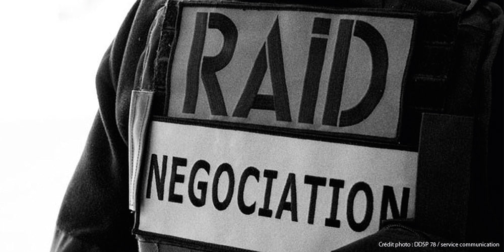 Rencontre avec le chef des négociateurs du Raid - defense-zone.com