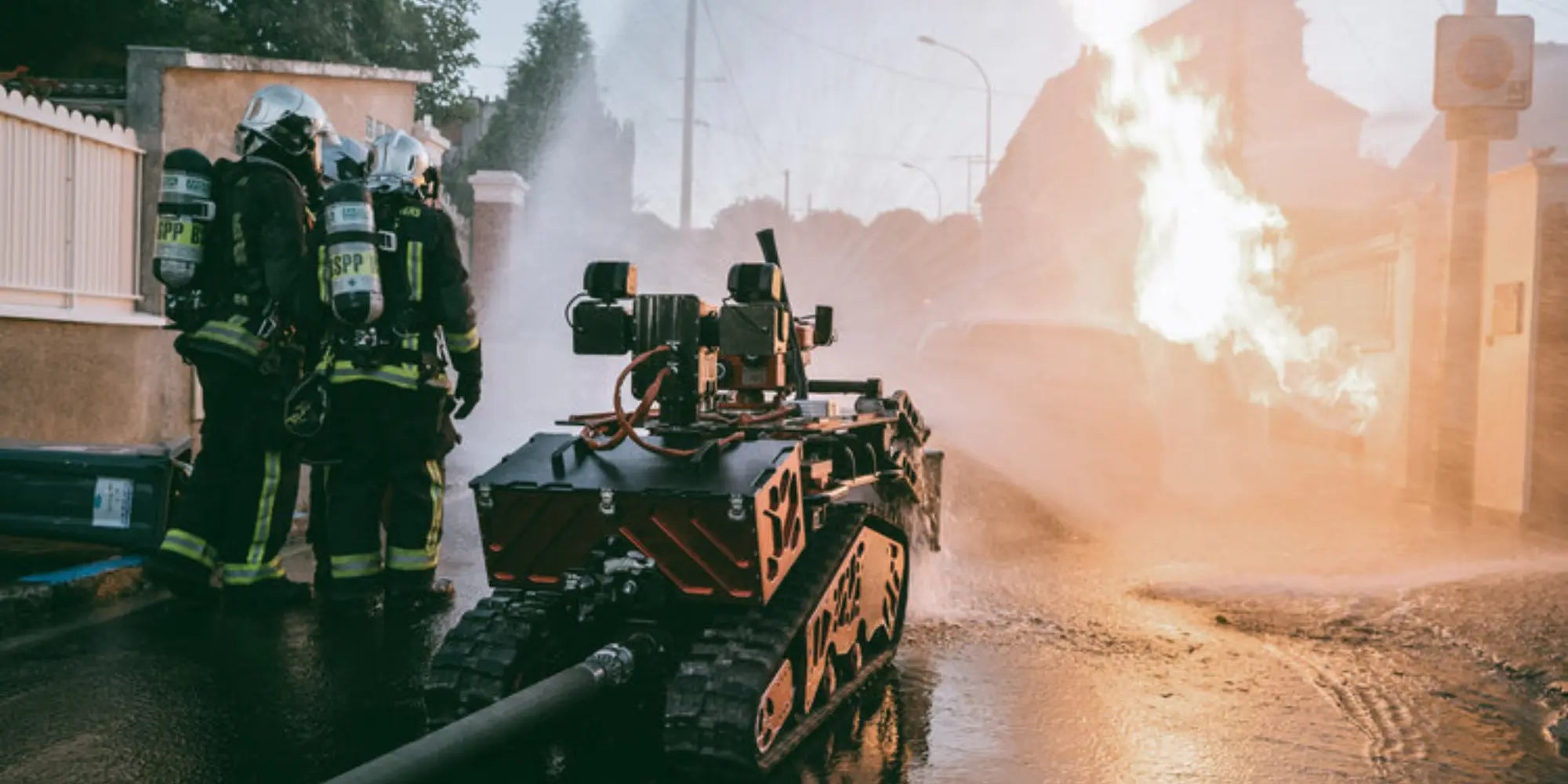 Shark-Robotics-spécialiste-de-la-robotique-terrestre-en-milieux-hostiles-lève-10-millions-d-euros defense-zone.com