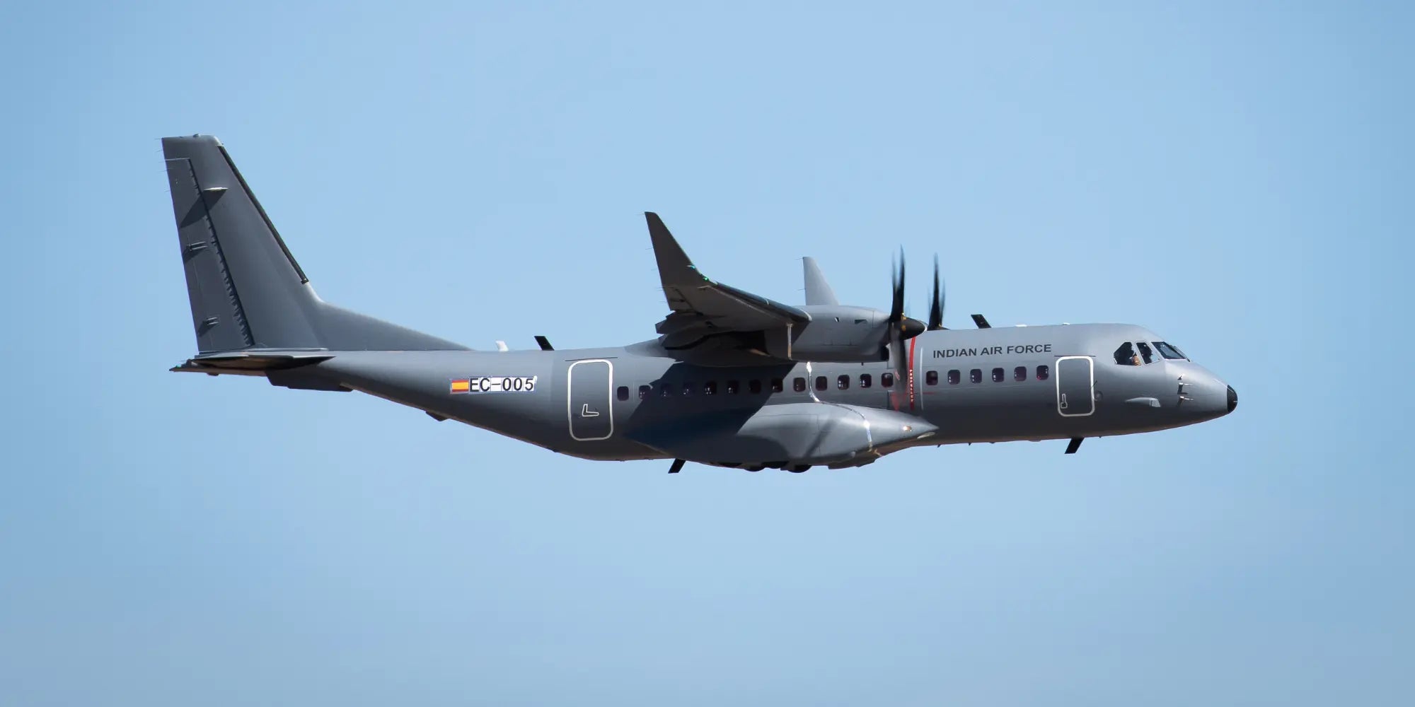 Le-premier-Airbus-C295-destiné-à-l-Inde-a-réussi-son-vol-inaugural defense-zone.com
