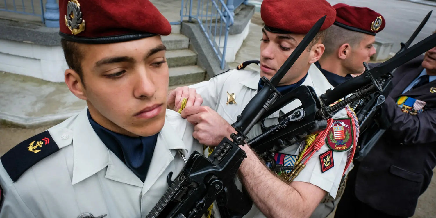 Comment devenir parachutiste militaire : recrutement, formation et brevet TAP