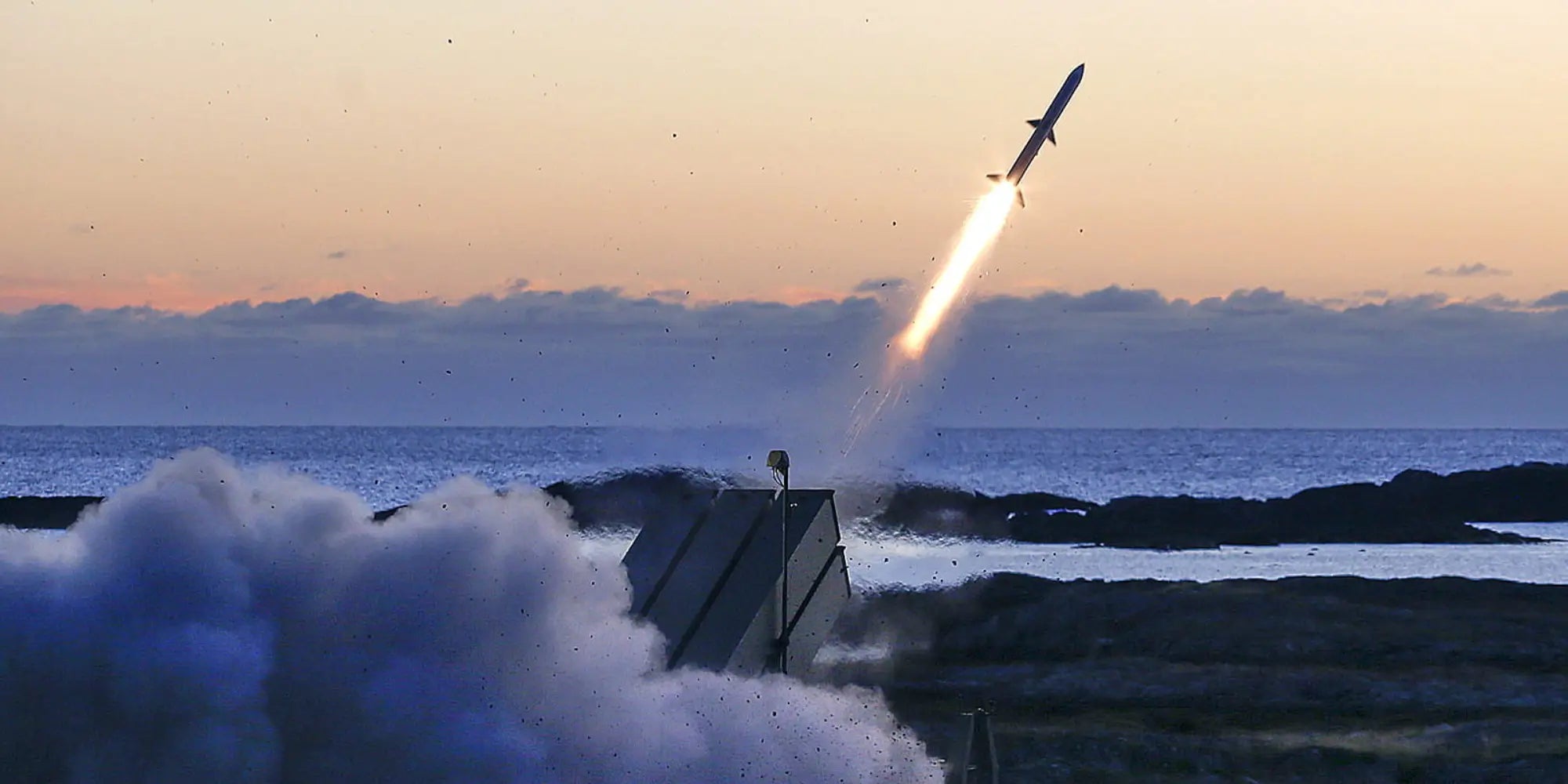 Canberra-passe-une-importante-commande-de-missiles-Tomahawk defense-zone.com