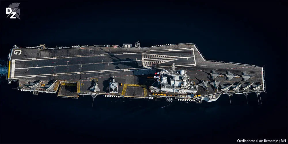 Portfolio : le porte-avions Charles de Gaulle defense-zone.com