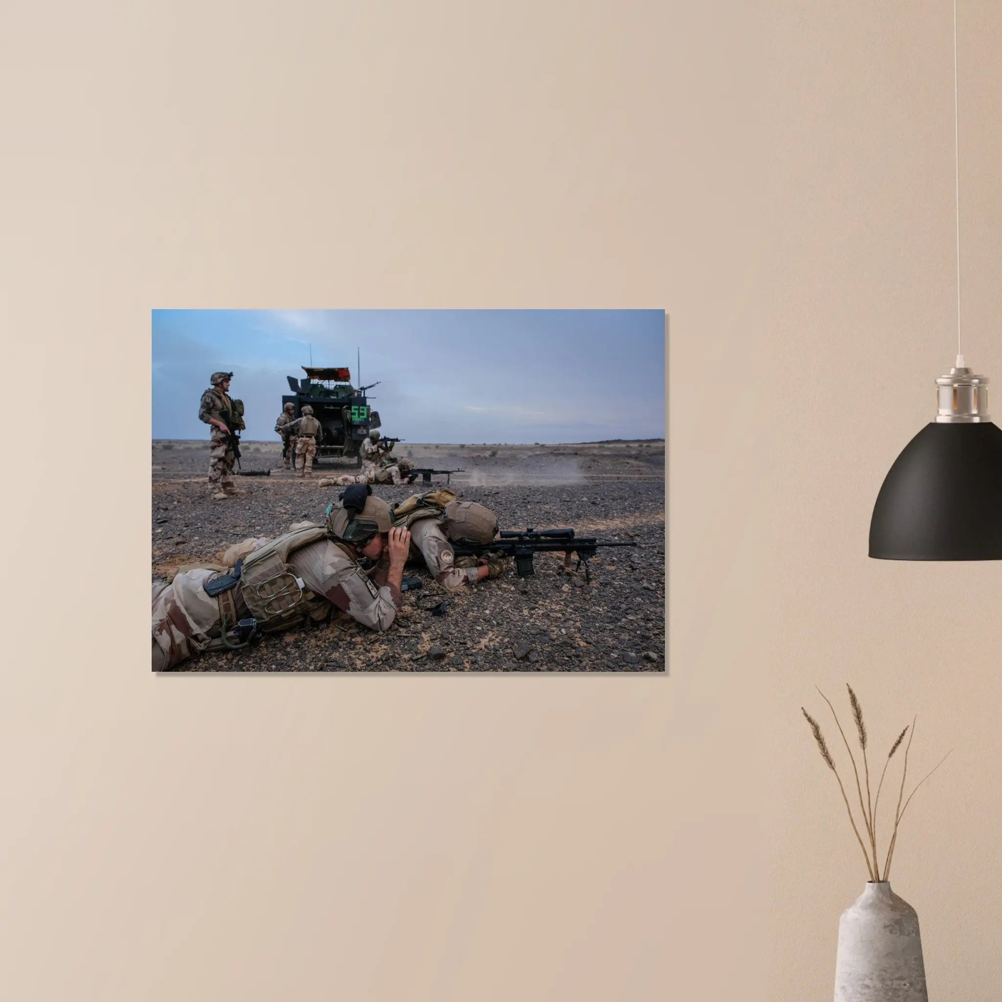 Poster Photo - Séance de tir dans le désert du sahel (opération Barkhane) defense-zone.com