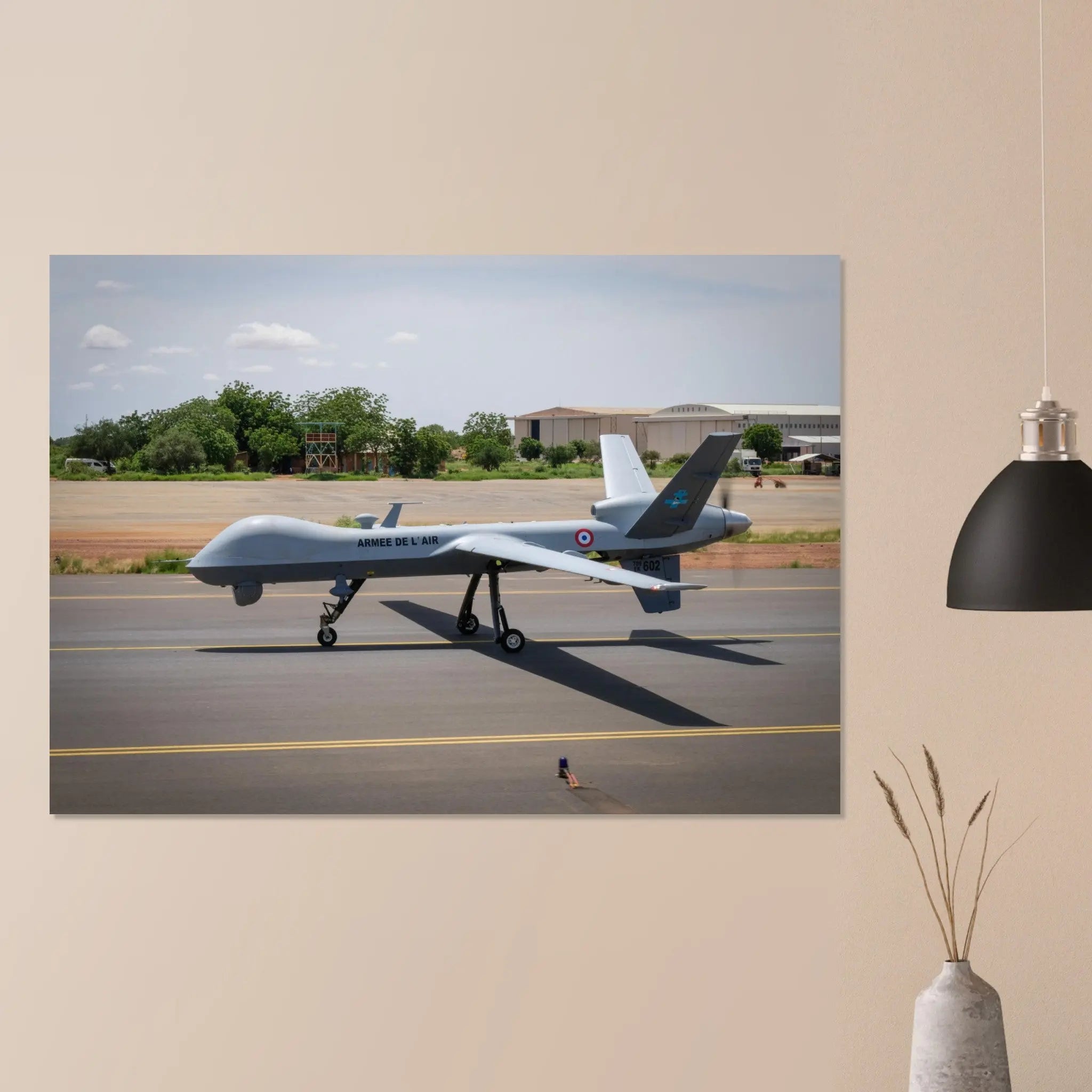 Poster Photo - Drone Reaper de l'armée de l'air à Niamey (Niger) defense-zone.com