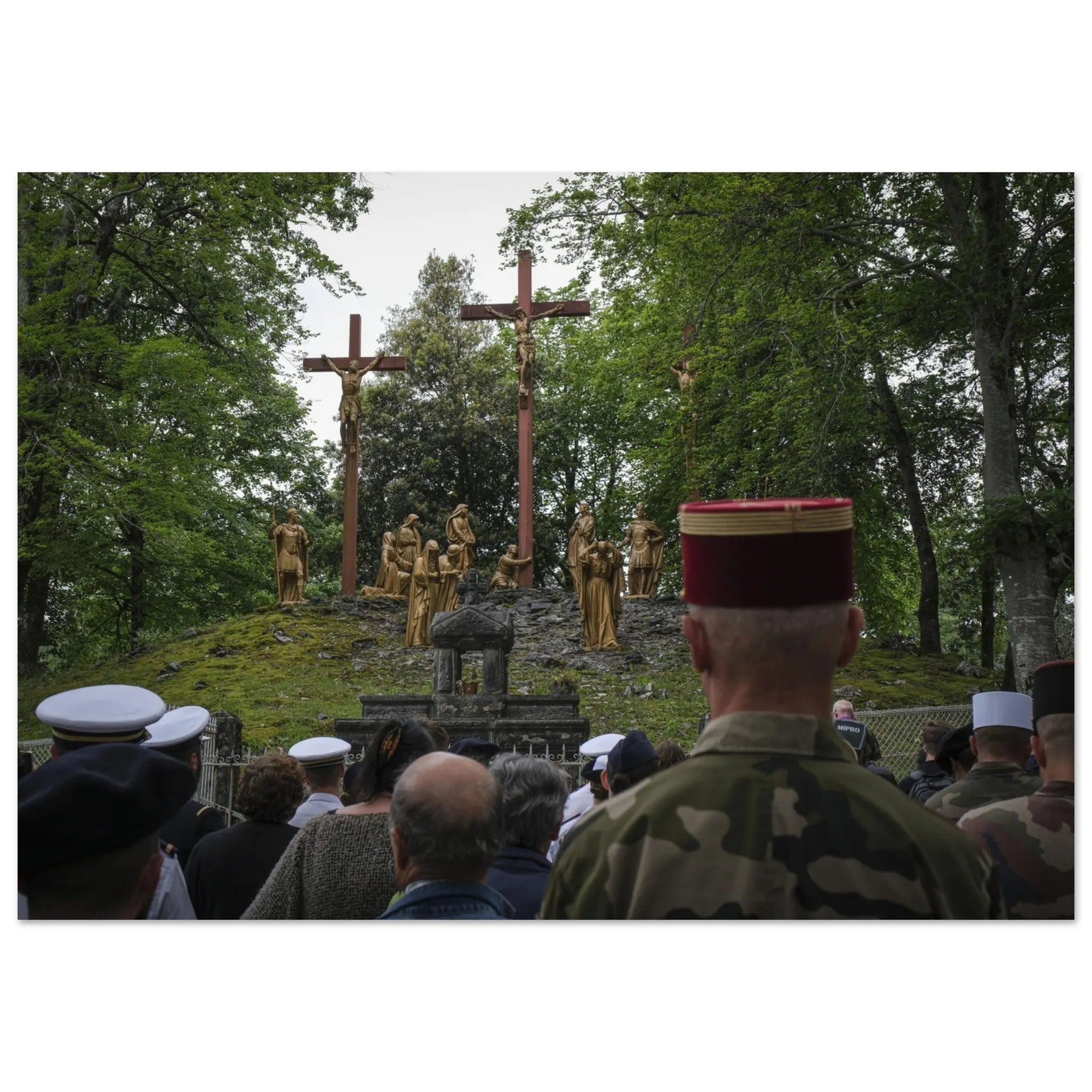 Poster Photo - Chemin de croix lors du Pèlerinage militaire international defense-zone.com