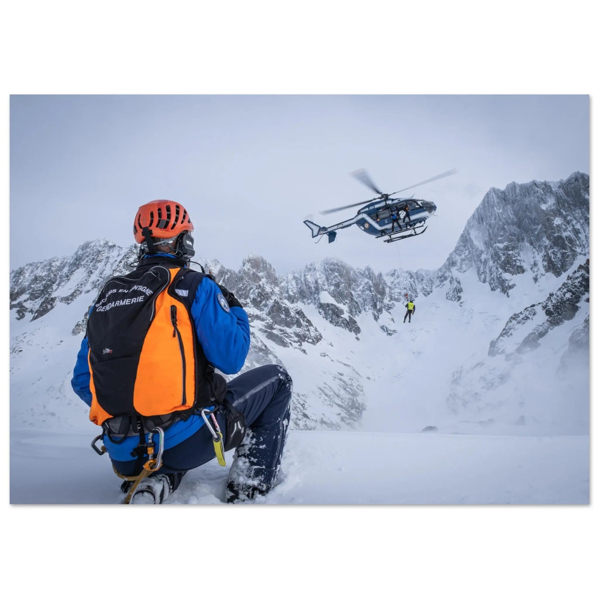 Poster Photo PGHM - secouriste dans les Alpes defense-zone.com
