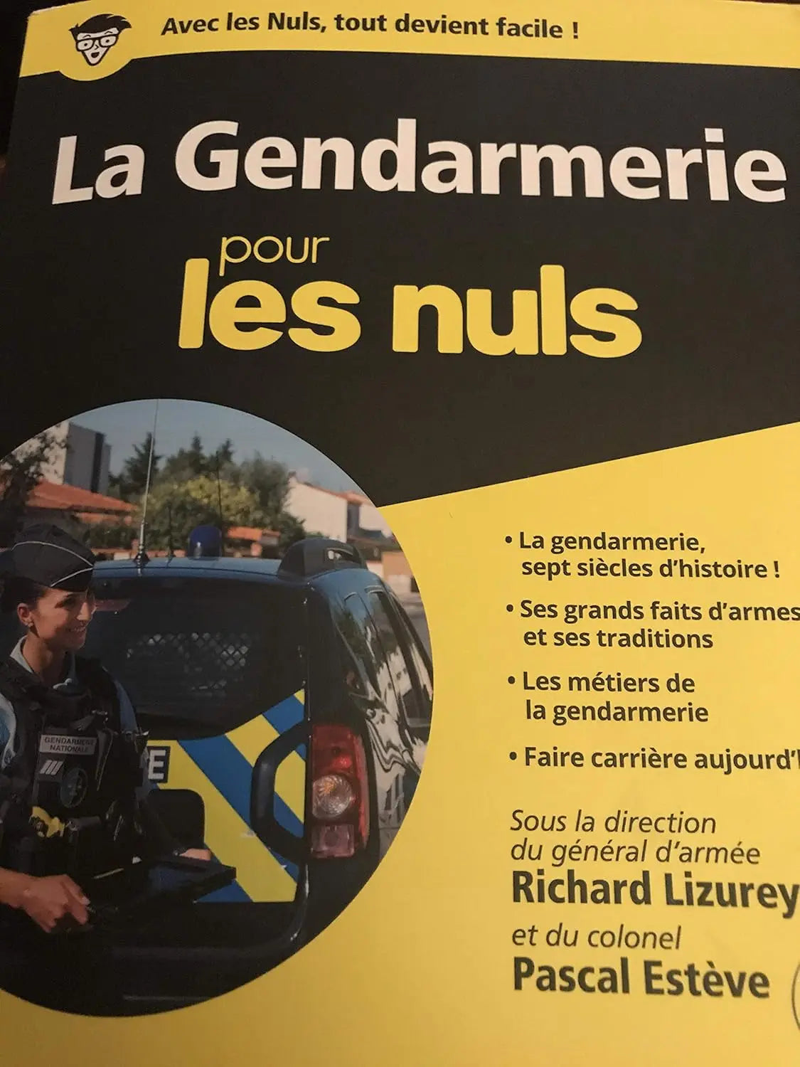 La Gendarmerie pour Les Nuls (Pascal Estève) defense-zone.com