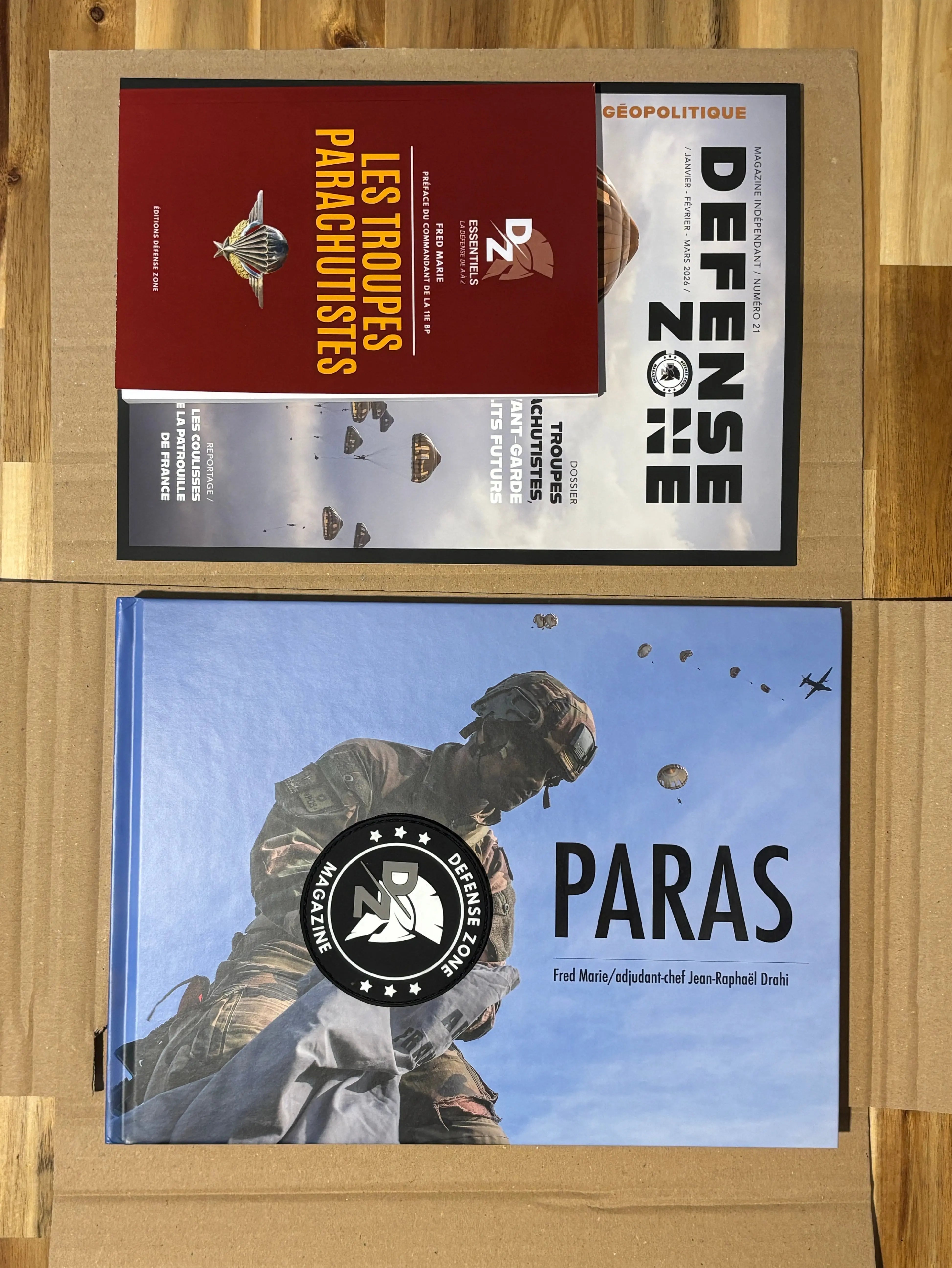 Pack immersion Troupes parachutistes + abonnement Premium – édition limitée (10 exemplaires) defense-zone.com