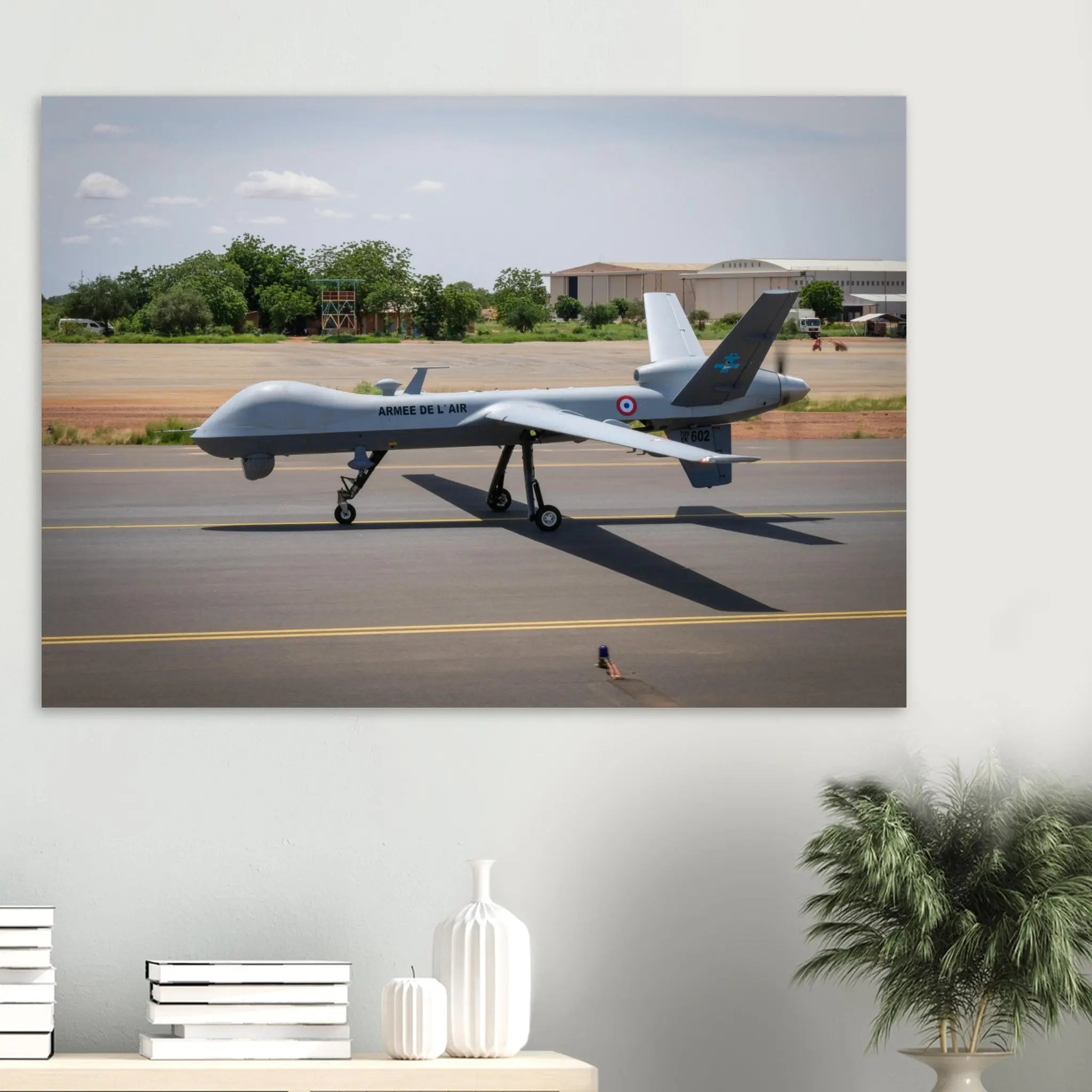 Poster Photo - Drone Reaper de l'armée de l'air à Niamey (Niger) defense-zone.com