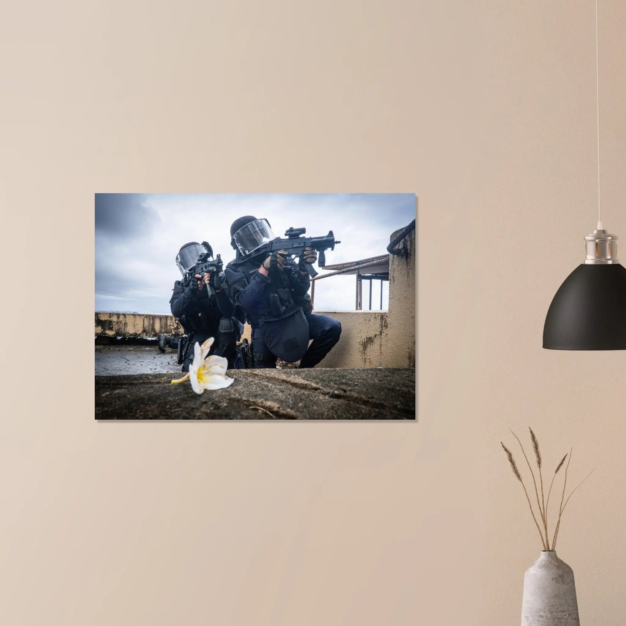 Poster Photo - L'antenne du GIGN en Polynésie française defense-zone.com