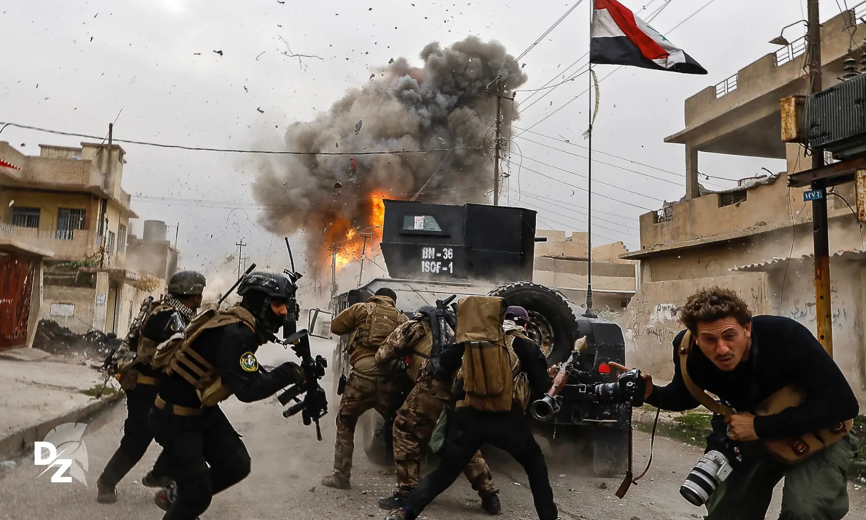 Dans l'enfer de la bataille de Mossoul, avec Patrick Chauvel defense-zone.com