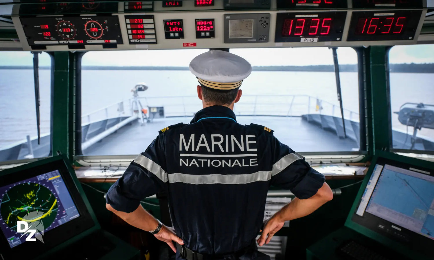 S'engager dans la Marine nationale : métiers embarqués, vie à bord, conditions réelles defense-zone.com