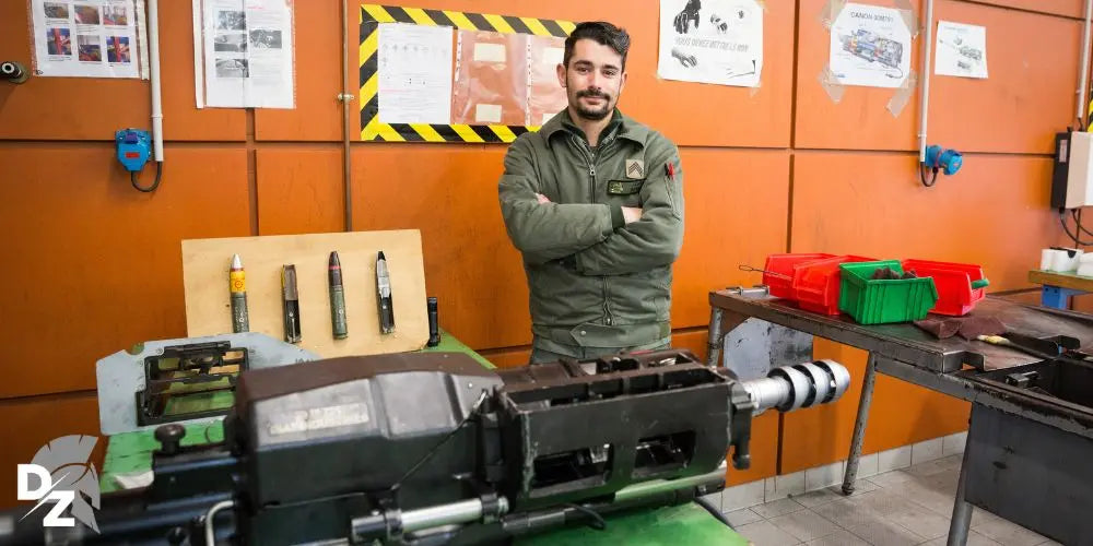 Mécanicien-Rafale-dans-l-armée-de-l-Air-et-de-l-Espace defense-zone.com