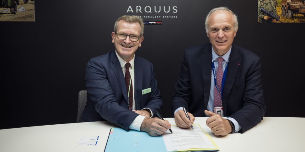 Arquus et Michelin signent un accord à Eurosatory