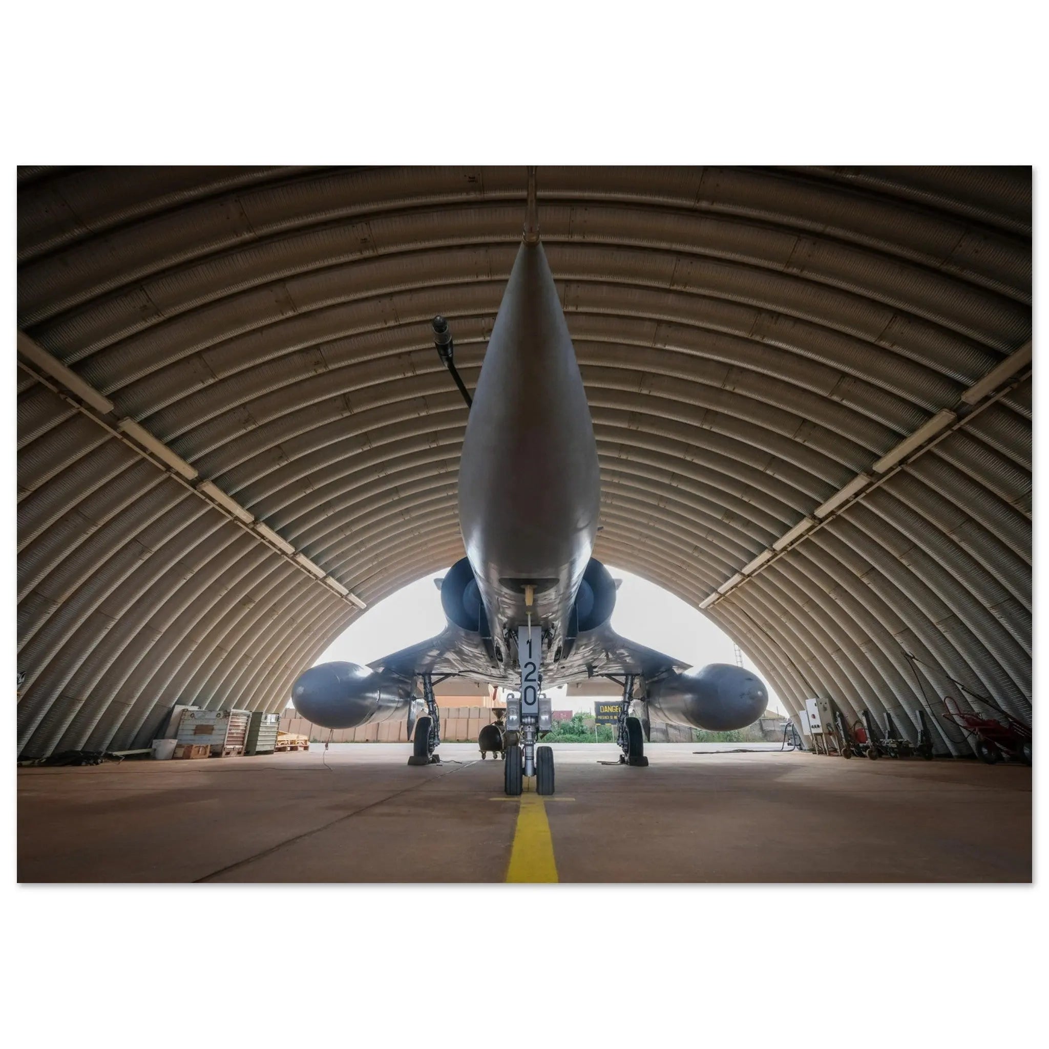 Poster Photo Armée de l'air et de l'espace - Avion de chasse Mirage 2000 à Niamey defense-zone.com
