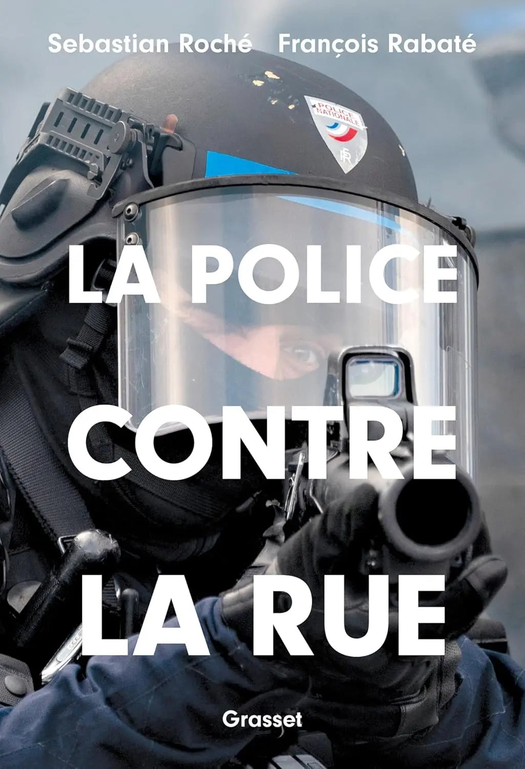 La police contre la rue Essai (Sebastian Roché) defense-zone.com