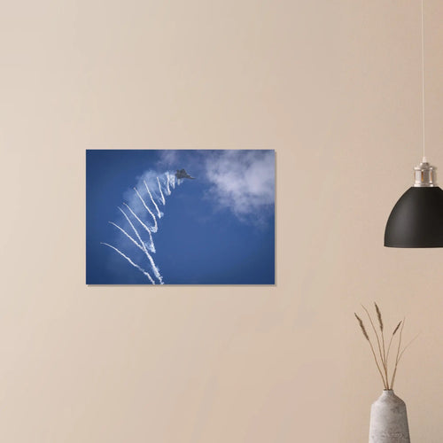 F-22 Raptor larguant des contre-mesures — poster au mur, 50 x 70 cm
