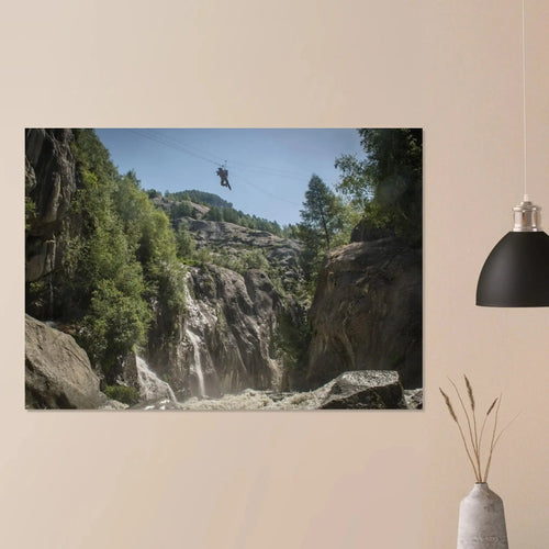 Franchissement en tyrolienne à l'École militaire de haute montagne (EMHM) — poster au mur, grand format